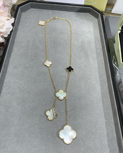 [Liorra]CLOVER 6 MOTIF MOP ONYX GOLD NECKLACE