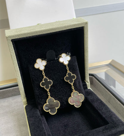 [Liorra]CLOVER 3 MOTIF MOP ONYX DARK MOP PINK GOLD EARRINGS
