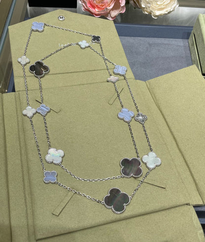 [Liorra]CLOVER 16 MOTIF CHALCEDONY MOP SILVER NECKLACE