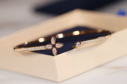 [Liorra]IDYLLE GOLD OPEN BRACELET DIAMOND PAVED