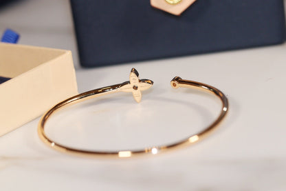 [Liorra]IDYLLE GOLD OPEN BRACELET DIAMOND PAVED