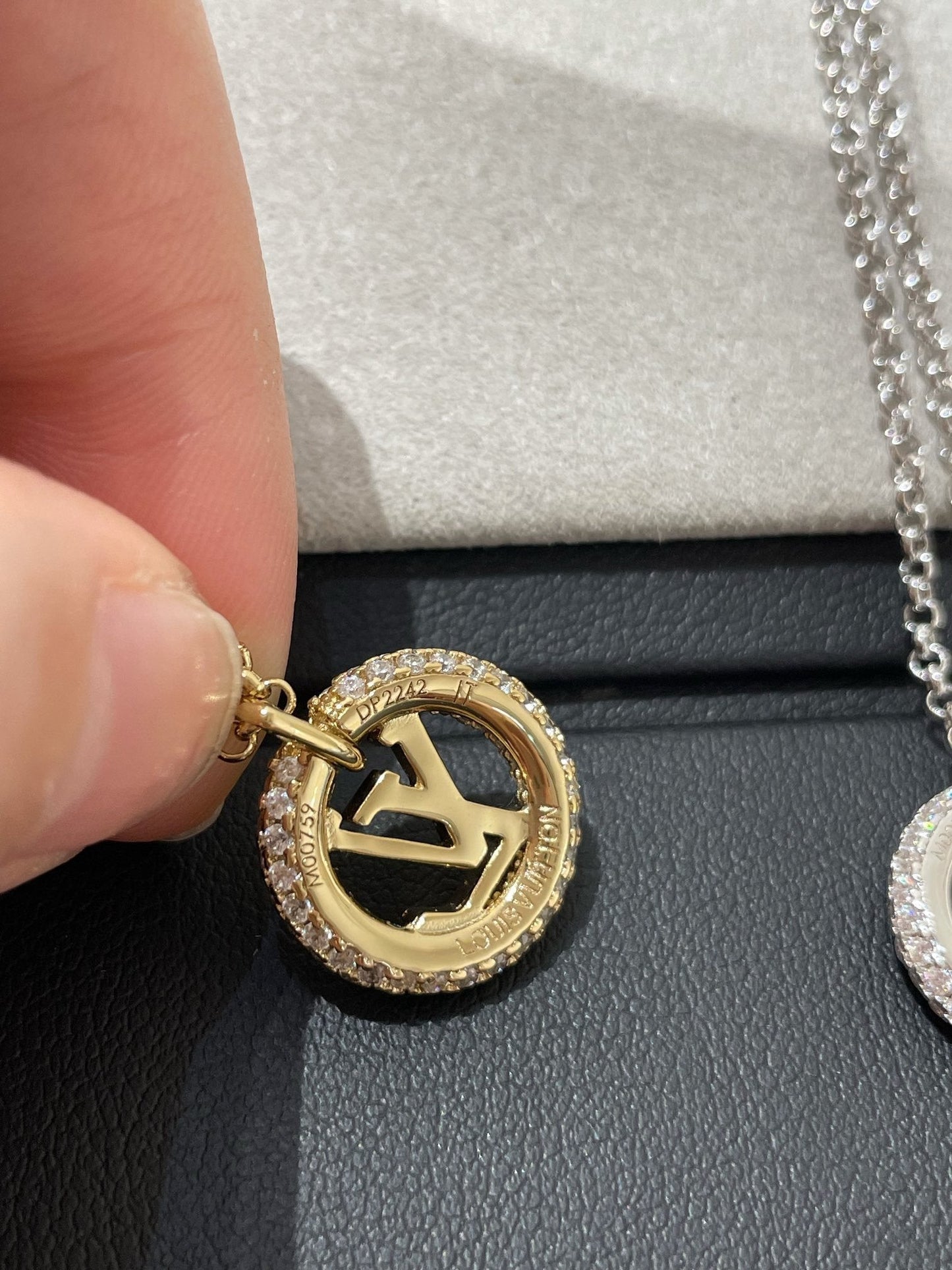 [Liorra]BY NIGHT DIAMOND PAVED NECKLACE