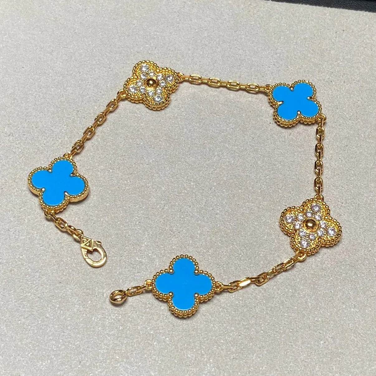 [Liorra] CLOVER 5 MOTIF BLUE AGATE BRACELET COLLECTION