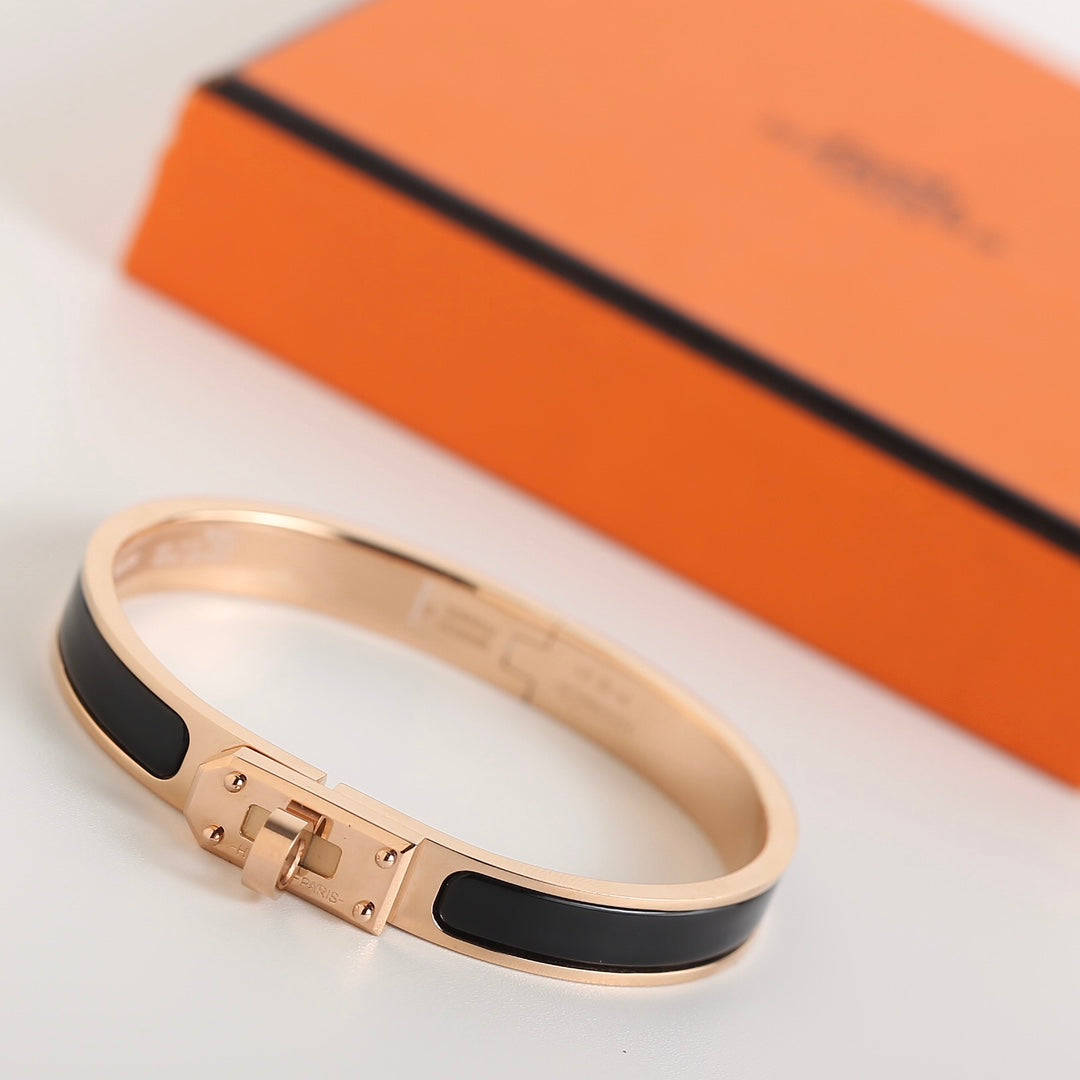 [Liorra]HM KELLY BLACK BRACELET