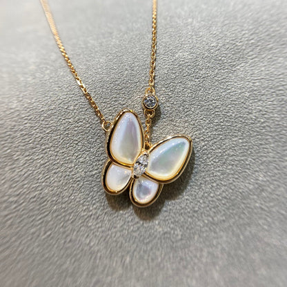 [Liorra]BUTTERFLY MOP DIAMOND NECKLACE