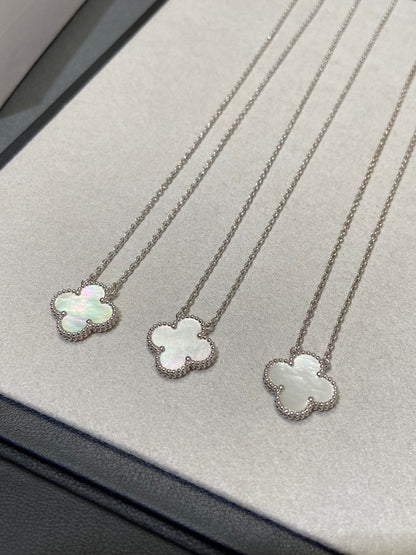 [Liorra]CLOVER MEDIUM SILVER WHITE MOP NECKLACE