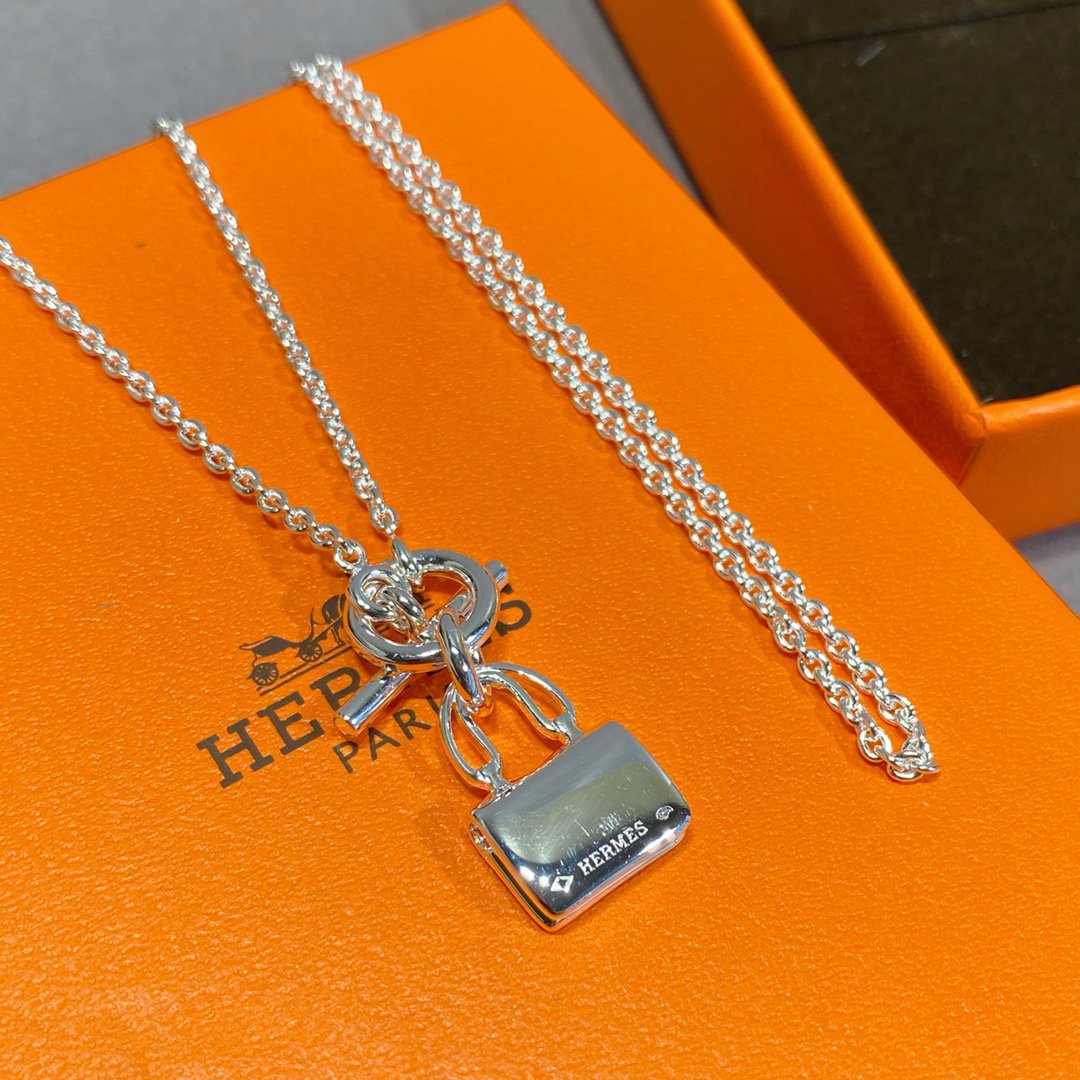 [Liorra]CONSTANCE PEDANT SILVER NECKLACE