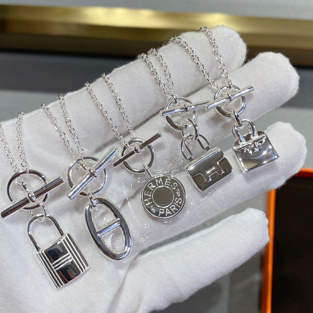 [Liorra]CONSTANCE PEDANT SILVER NECKLACE