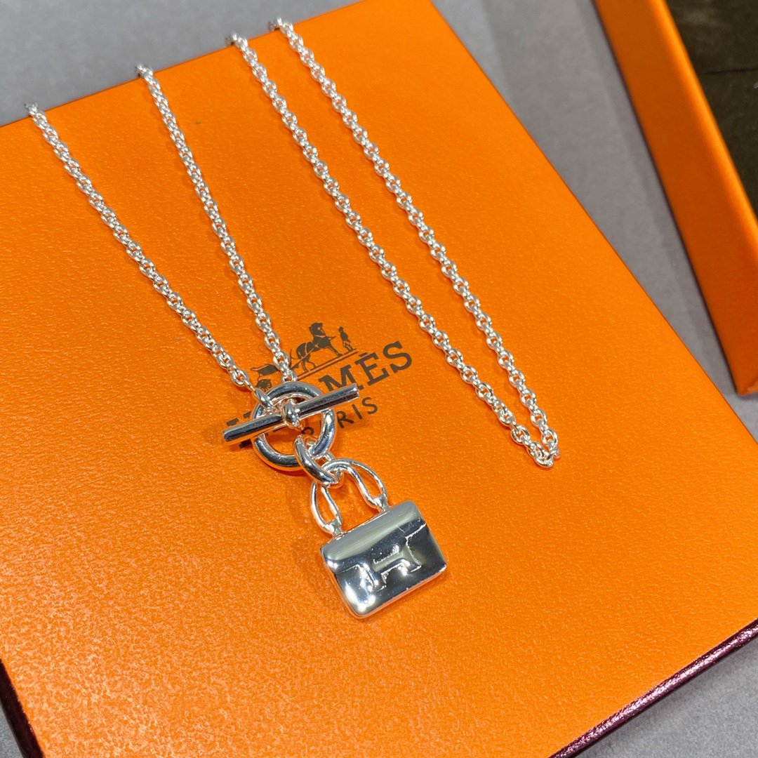 [Liorra]CONSTANCE PEDANT SILVER NECKLACE