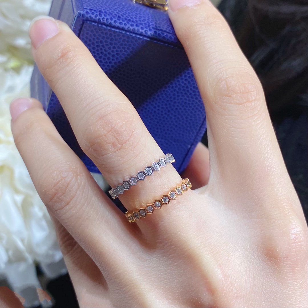 [Liorra]BEE LOVE DIAMOND PAVED SMALL RING