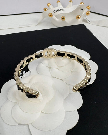 [Liorra]Double C Open Bangle
