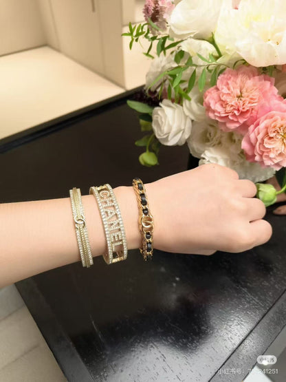 [Liorra]Double C Open Bangle