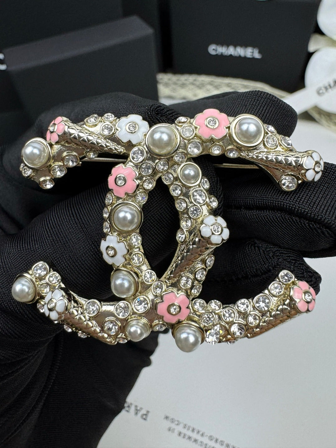 [Liorra]26C Pink-White Enamel Ice Cream Cone Double C Brooch