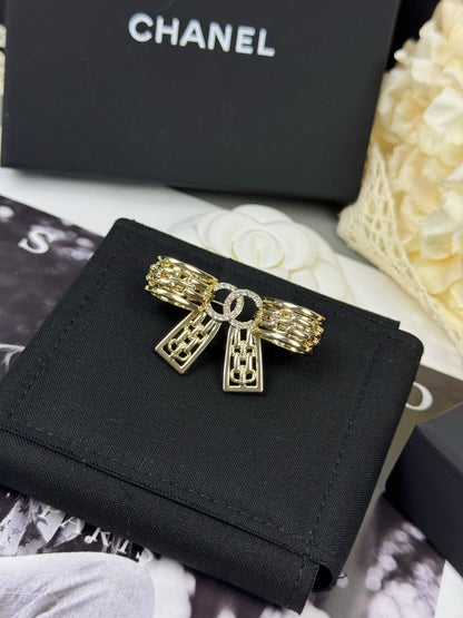 [Liorra]25K Hollow Bow Brooch