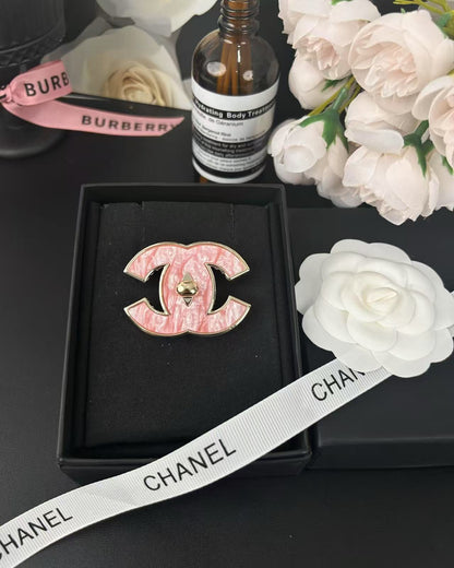 [Liorra]Pink Resin Classic Brooch 5cm