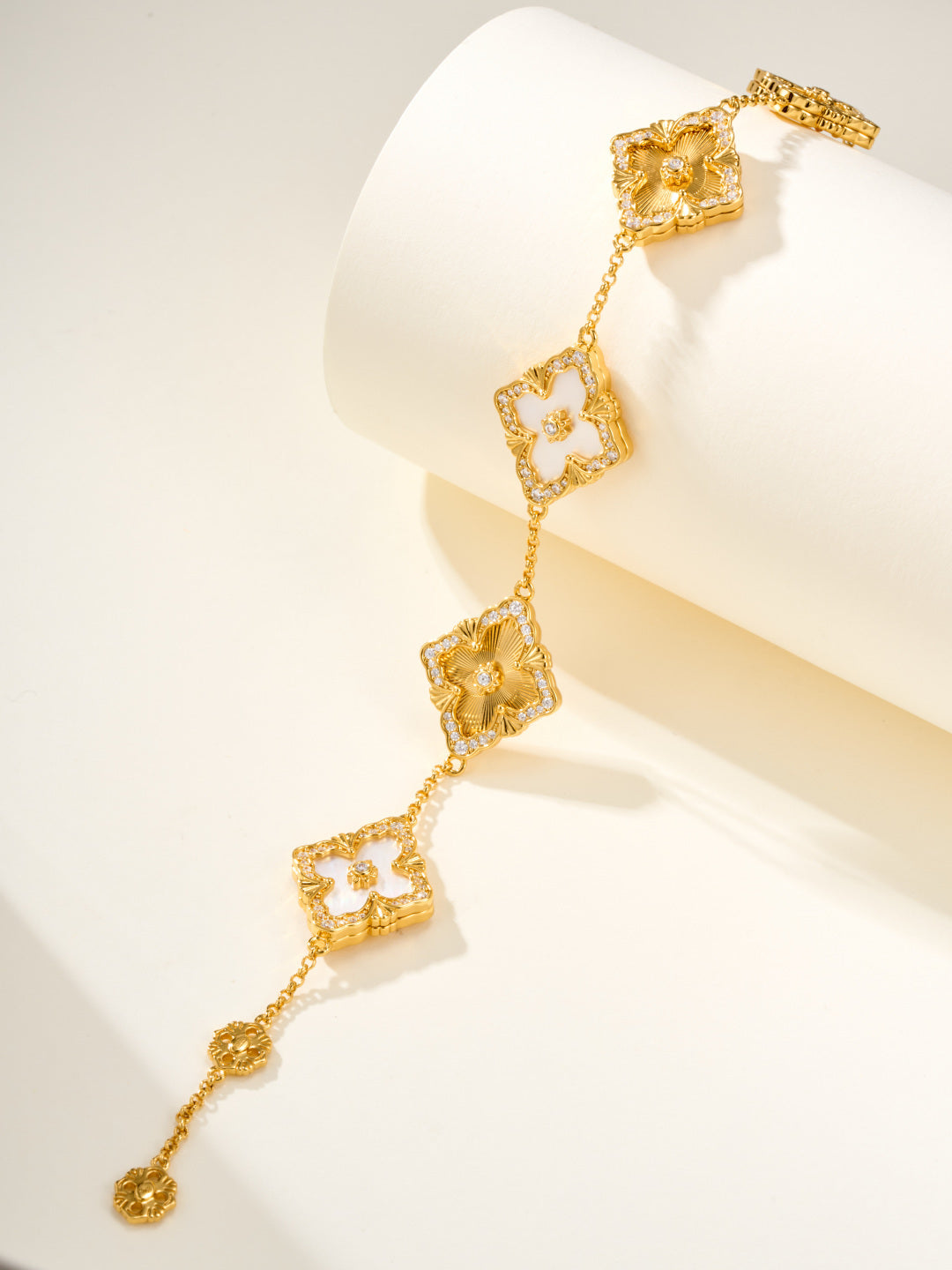 [Liorra]B.C.L ENAMELED Five-Flower Bracelet£¨Various Colors) BIG SIZE