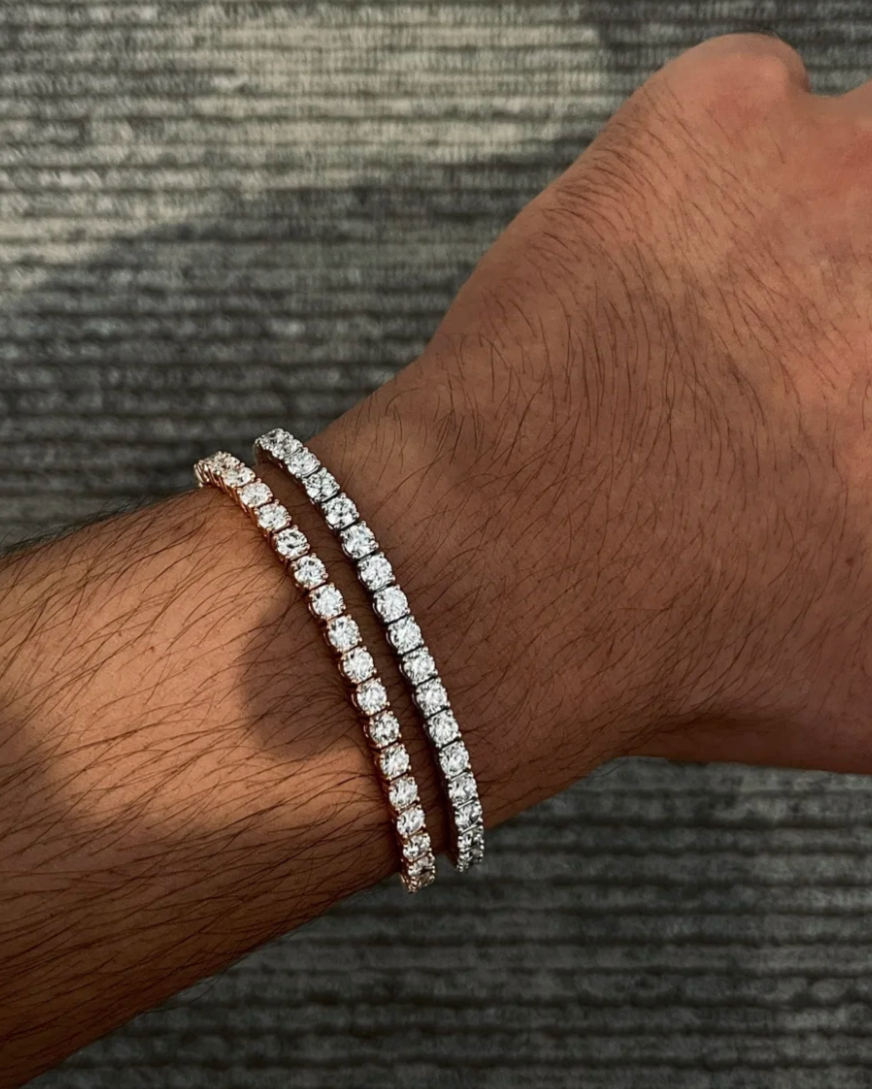 [Liorra]  CLASSIC BASEBALL BRACELAT, 52 DIAMOND