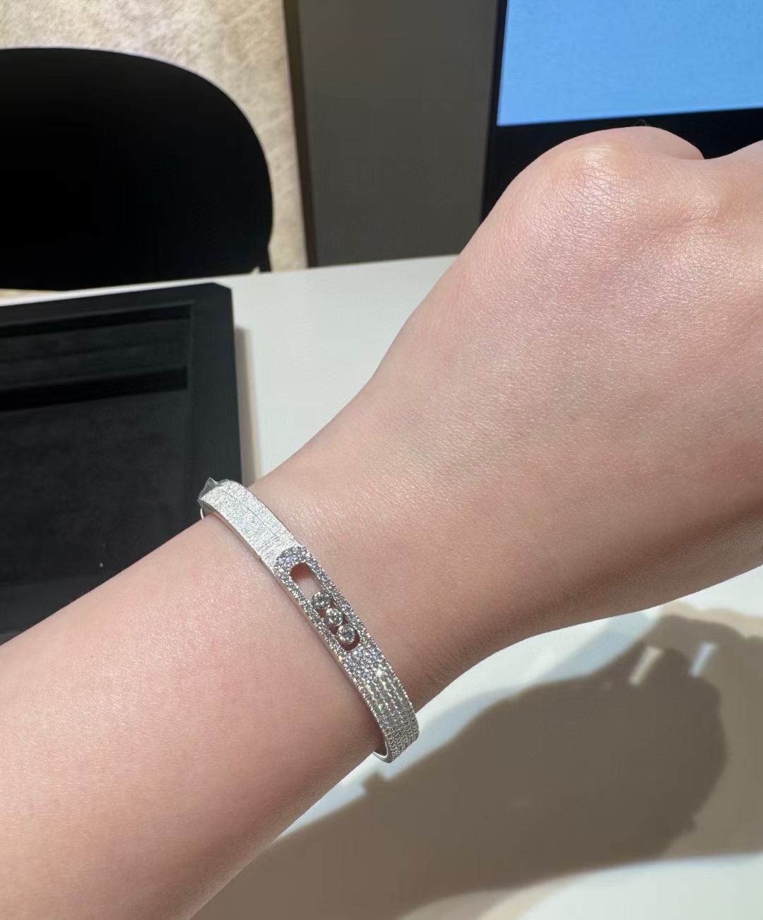 [Liorra]2026 BRAND-NEW FROSTED BRACELET WITH DIAMONDS THREE COLORS