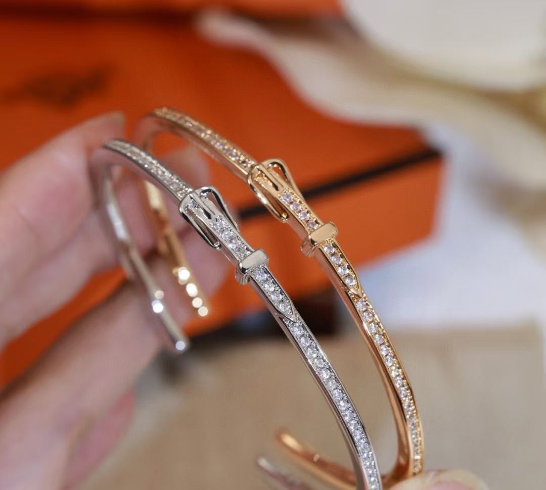 [?Liorra]DIAMOND-ENCRUSTED BRACELET THREE COLORS