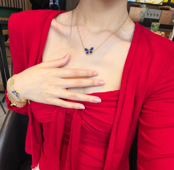 [Liorra]BUTTERFLY BLUE   NECKLACE