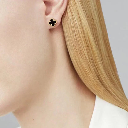 [Liorra]CLOVER MINI 9.5MM BLACK MOP EARRINGS