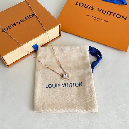 [Liorra]ROSE GOLD DIAMOND NECKLACE