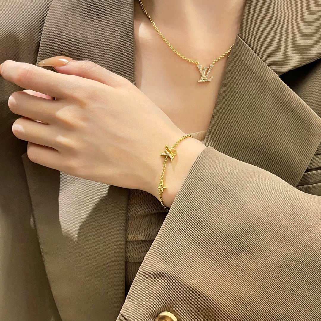 [Liorra]LOGO STAR MOTIF GOLD BRACELET