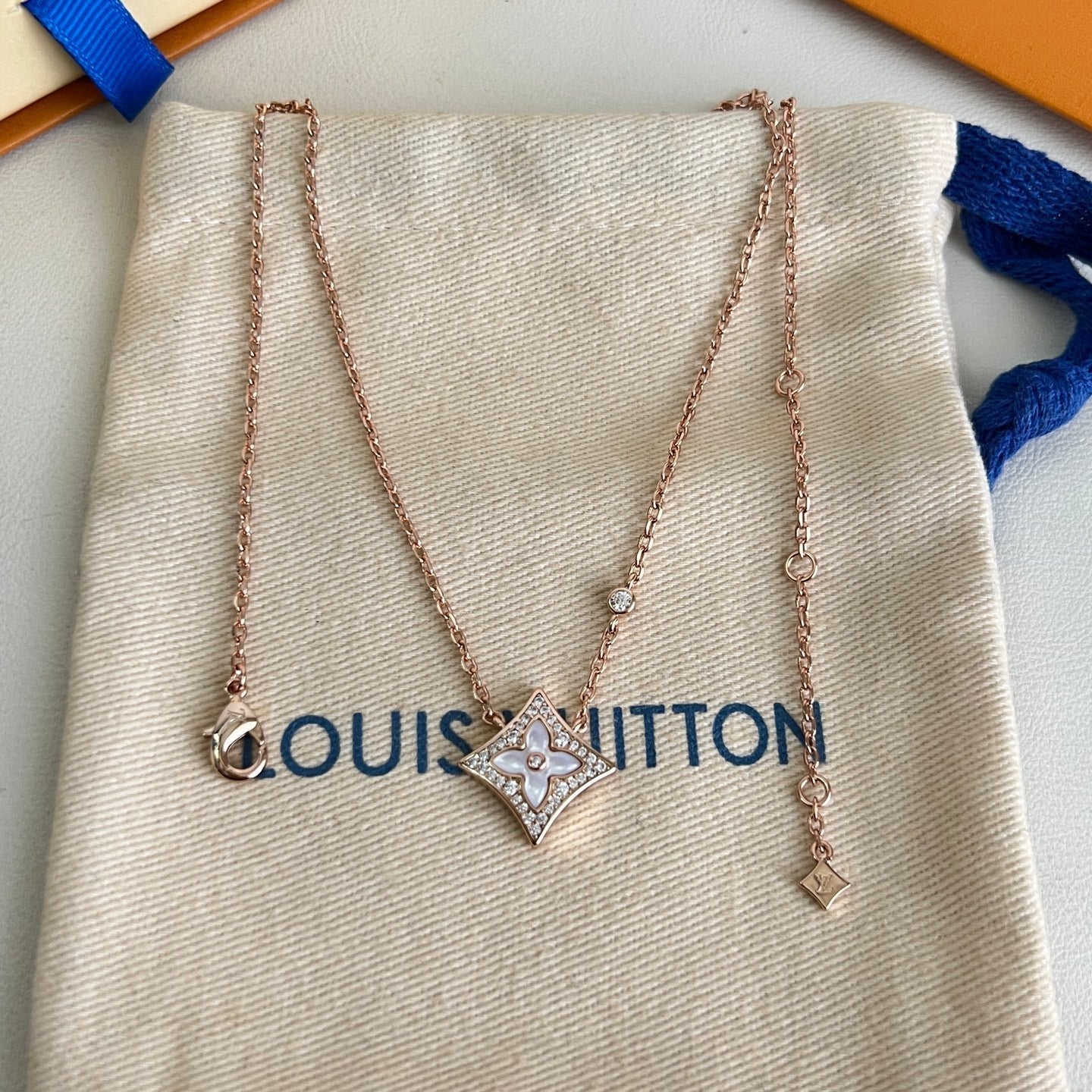 [Liorra]ROSE GOLD DIAMOND NECKLACE