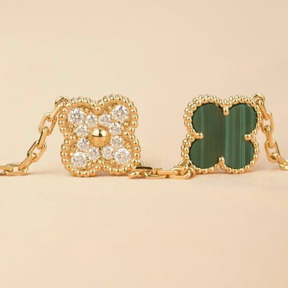 [Liorra] CLOVER 5 MOTIF MALACHITE BRACELET COLLECTION