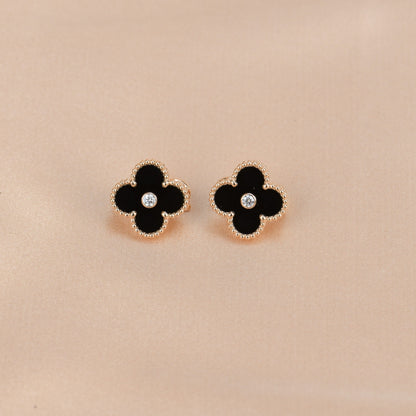 [Liorra]CLOVER MEDIUM 1 MOTIFS ONYX DIAMOND EARRINGS