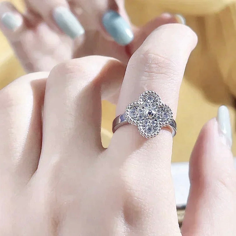 [Liorra]CLOVER DIAMOND RING