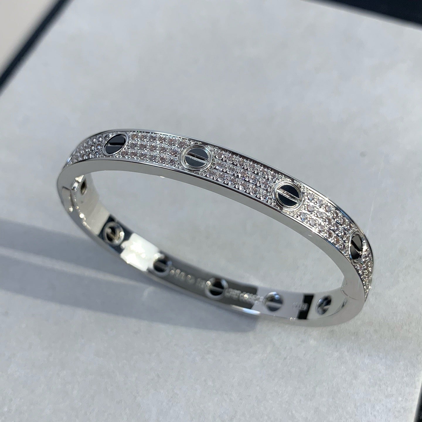 [Liorra]LOVE BRACELET 6.1MM DIAMOND-PAVED CERAMIC