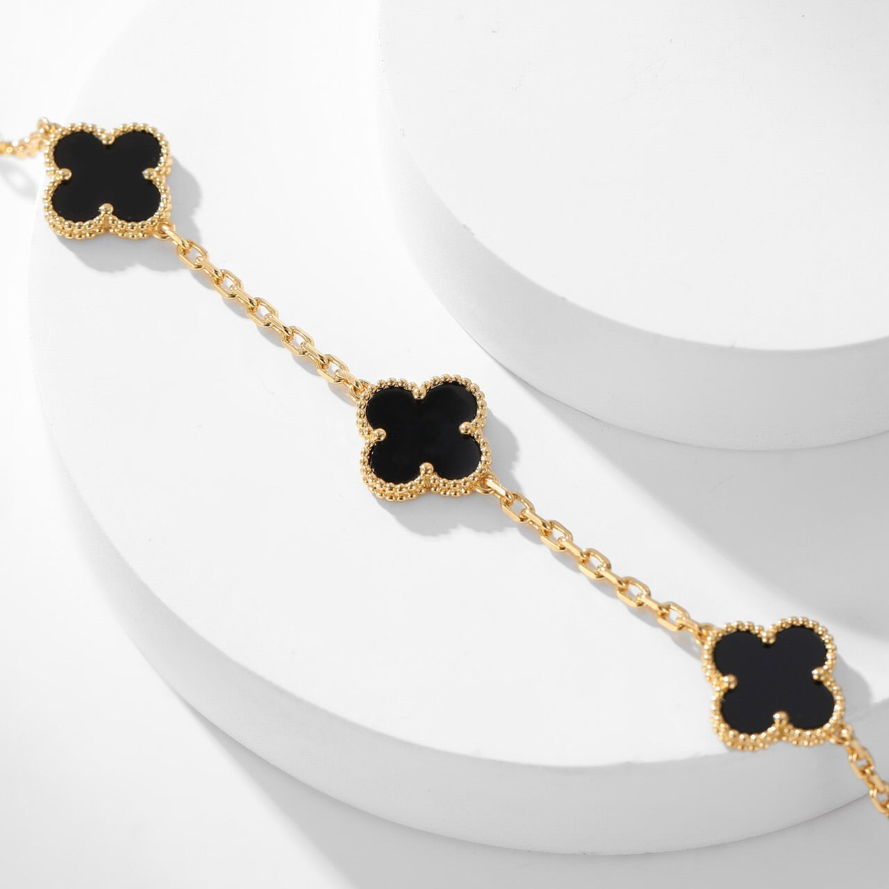 [Liorra]CLOVER 10 MOTIFS ONYX NECKLACE