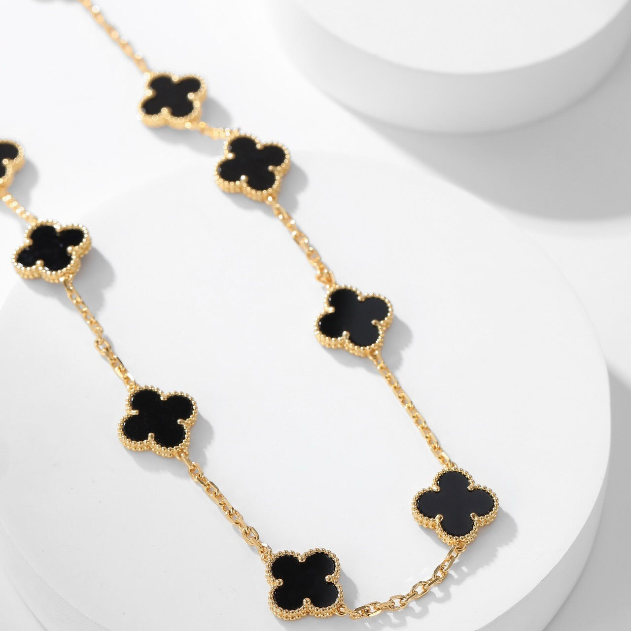 [Liorra]CLOVER 10 MOTIFS ONYX NECKLACE