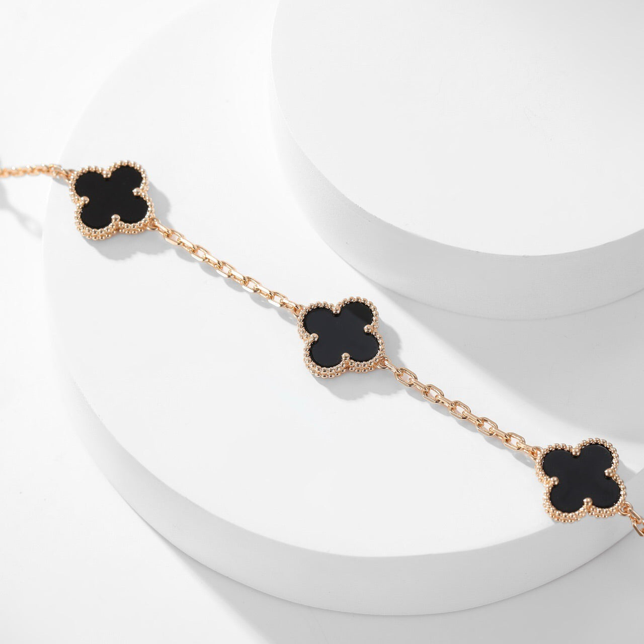 [Liorra]CLOVER 10 MOTIFS ONYX NECKLACE