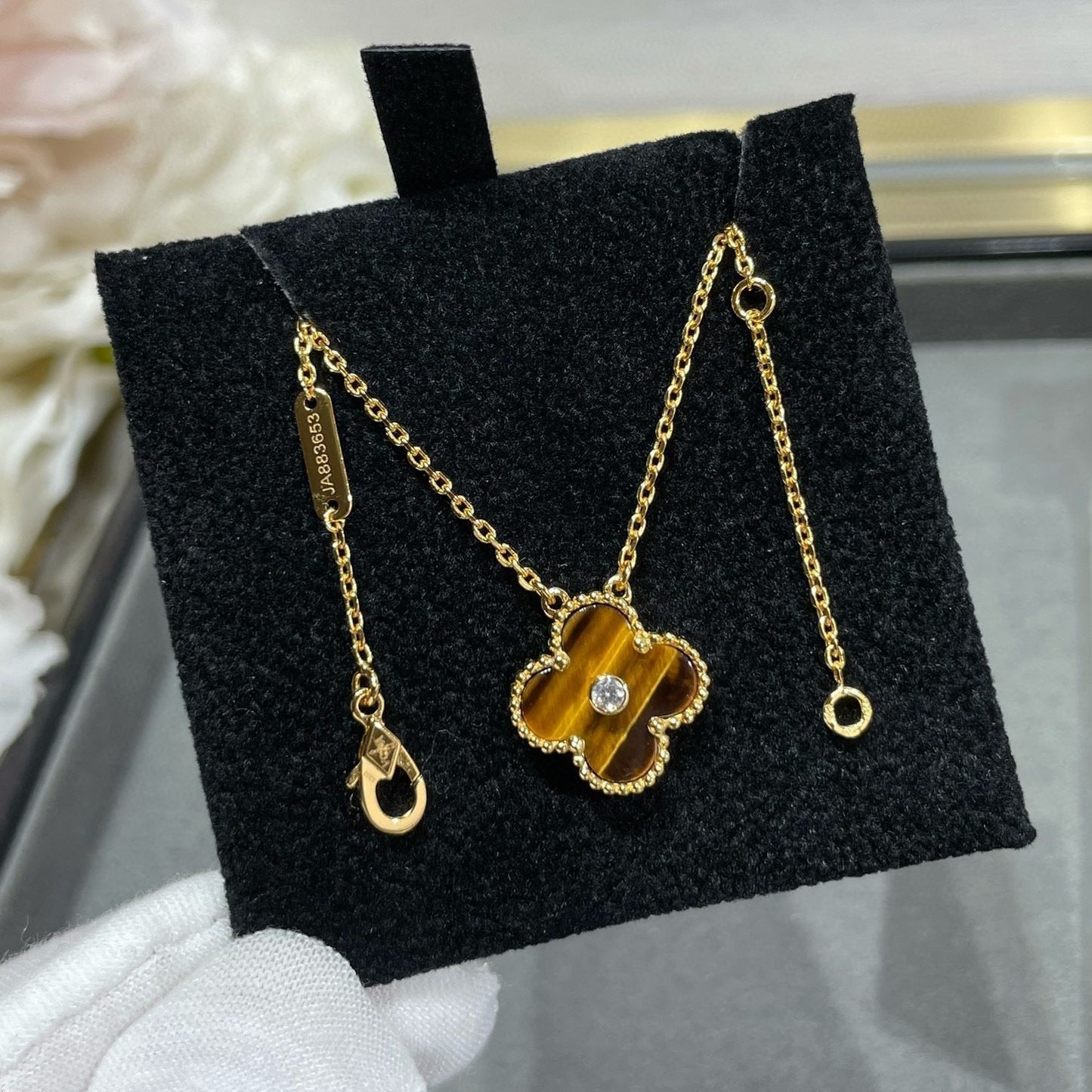 [Liorra]CLOVER 15MM DIAMOND AND YELLOW TIGER'S EYE AGATE necklace