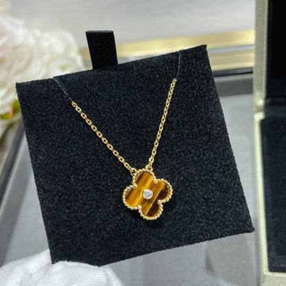 [Liorra]CLOVER 15MM DIAMOND AND YELLOW TIGER'S EYE AGATE necklace