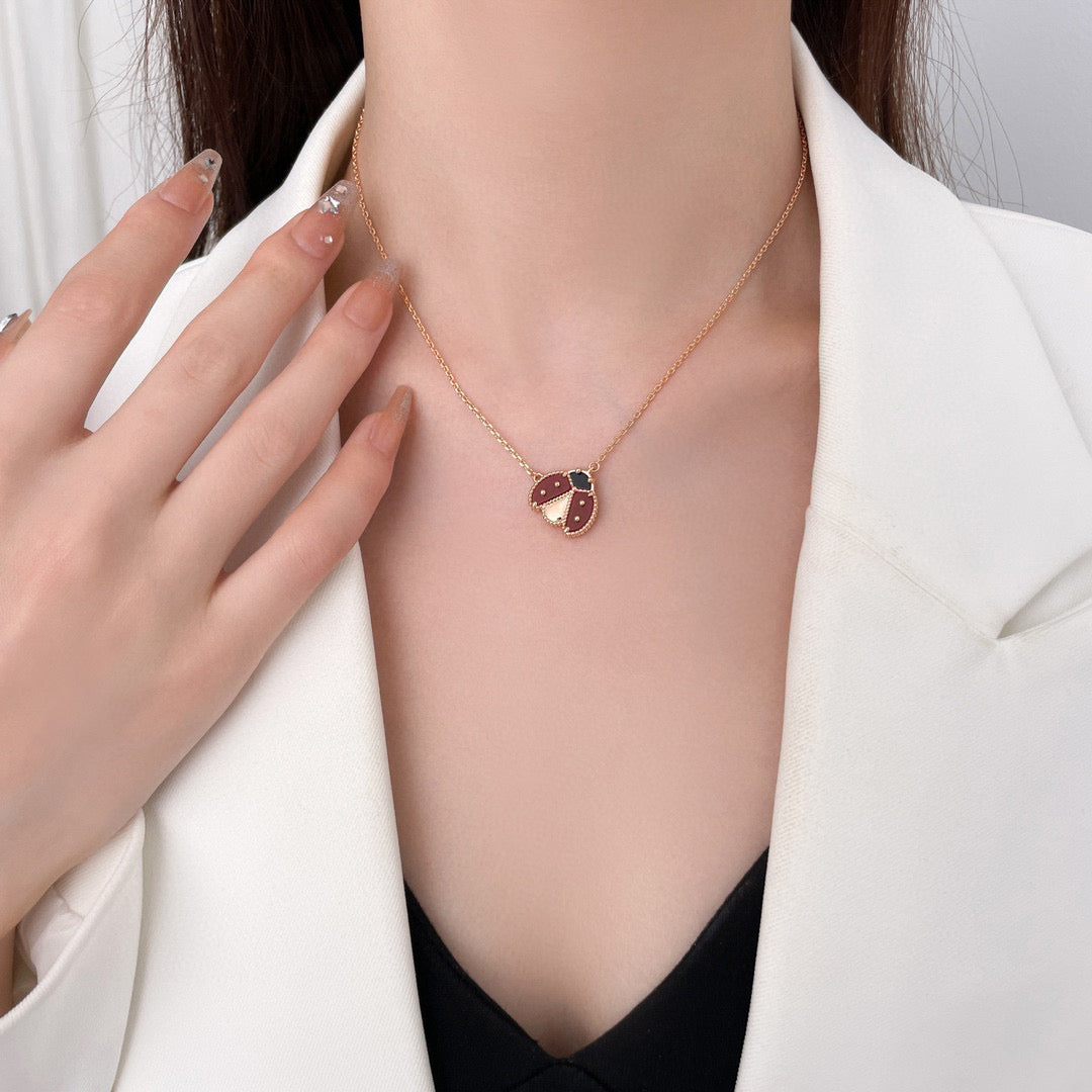 [Liorra]LUCKY  CARNELIANS LADYBUG NECKLACE