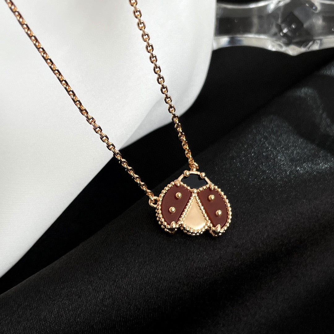 [Liorra]LUCKY  CARNELIANS LADYBUG NECKLACE
