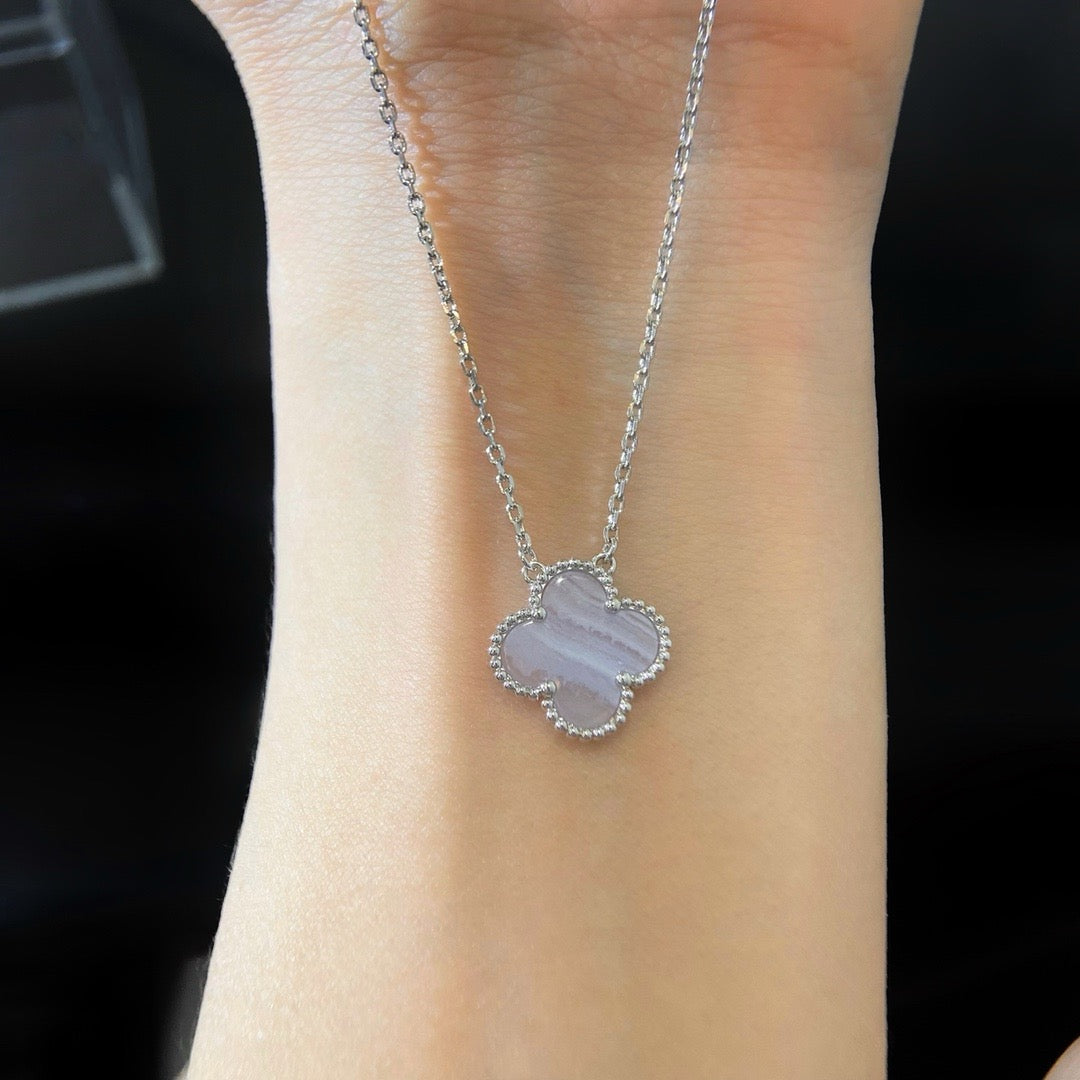 [Liorra]CLOVER 15MM BLUE CHALCEDONY NECKLACE SILVER