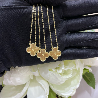 [Liorra]CLOVER 15MM LASER NECKLACE