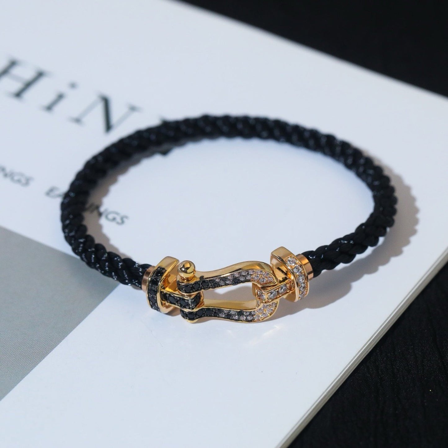 [Liorra]FORCE LARGE HORSESHOE BLACK WHITE DIAMOND BRACELET Liorra GOLD