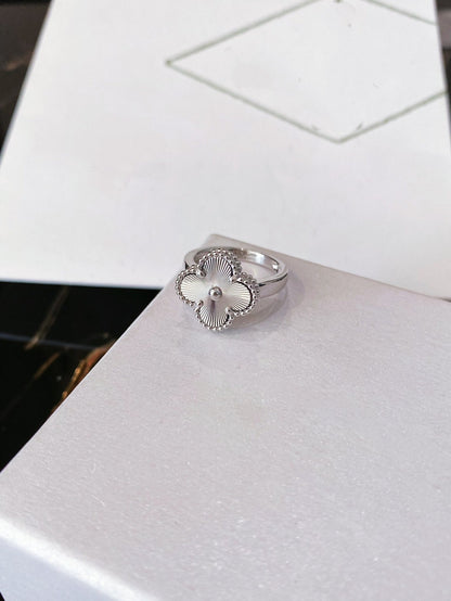 [Liorra]CLOVER SILVER RING