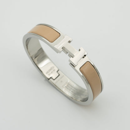 [Liorra]H GREY BRACELET
