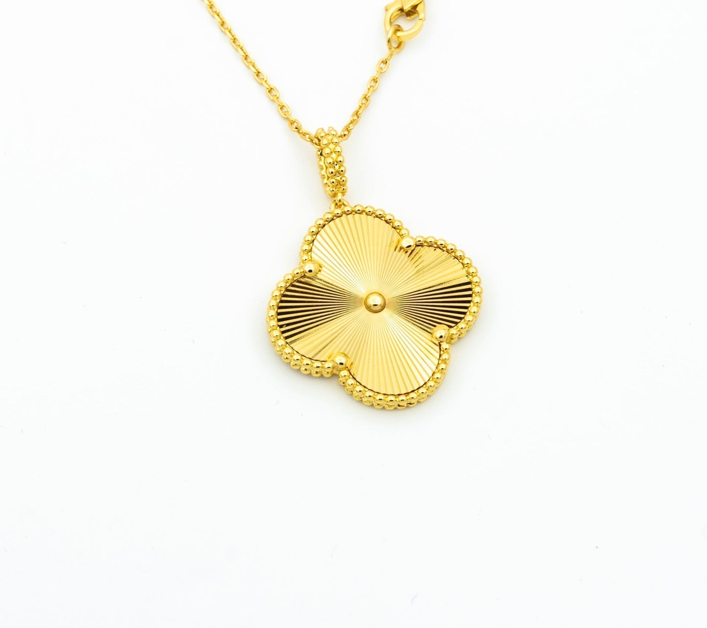 [Liorra]CLOVER 25MM PEDANT NECKLACE GOLD