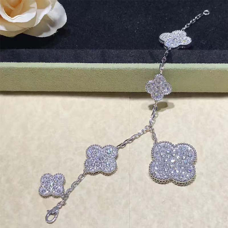 [Liorra]CLOVER 6 MOTIFS SILVER DIAMOND BRACELET