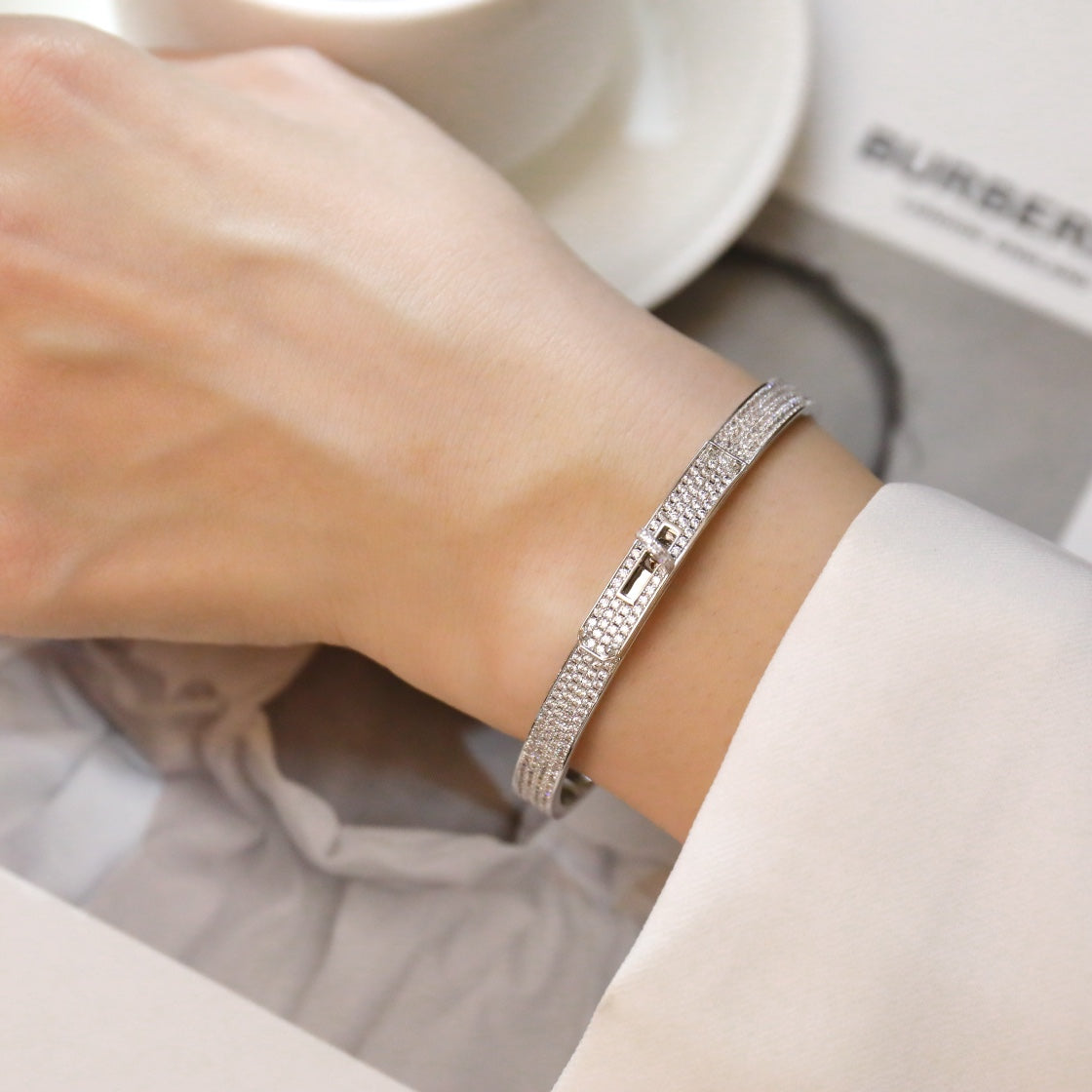 [Liorra]KELLY BRACELET DIAMOND PAVED