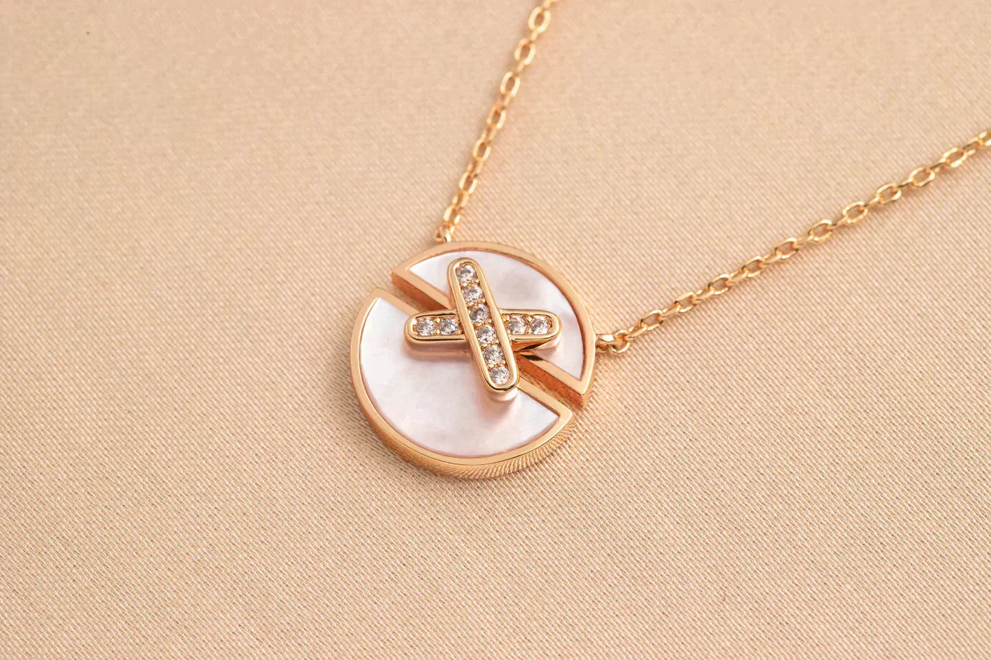 [Liorra]JEUX DE Liorra GOLD DIAMOND NECKLACE