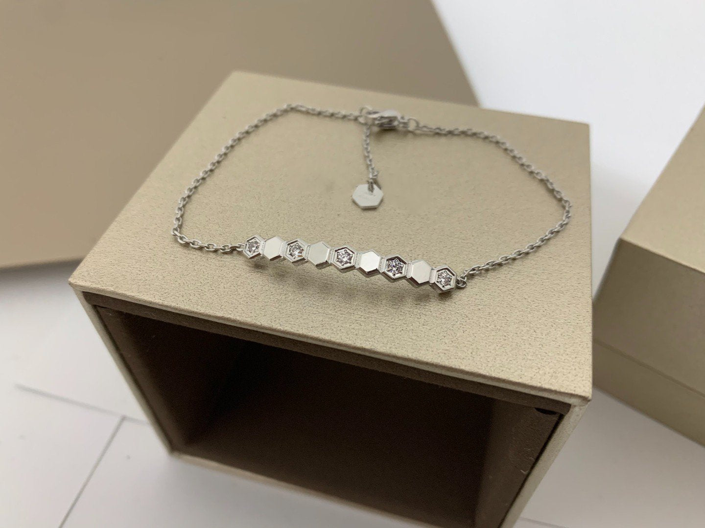 [Liorra]BEE LOVE BRACELET DIAMOND