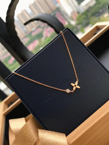 [Liorra]BLOSSOM PENDANT PINK GOLD AND DIAMOND